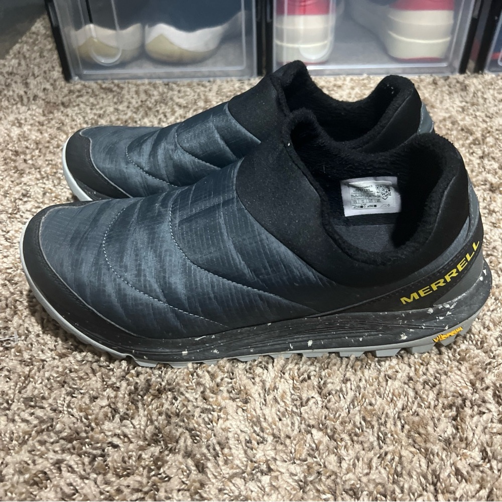 Merrell Men's Charcoal and Black‎ Slip-On Loafers - Picture 5 of 7